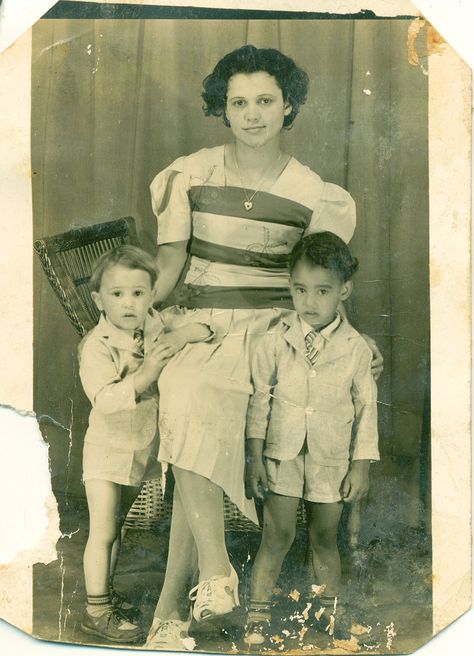 creoles+of+color | French Creoles | Creole Culture Creole French, Creole People, Creole Culture, Louisiana Creole, Kat Diy, French Creole, Vintage Black Glamour, Learn Something New, Chapter 16