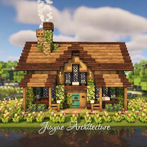 Aesthetic Oak House Minecraft, Wooden Cottage Minecraft, Cute Jungle Wood House Minecraft, Wood House In Minecraft, Minecraft Wood Cottage, Minecraft Natural House, Spruce House Minecraft Aesthetic, Minecraft Wood House Ideas, Jungle Wood House Minecraft