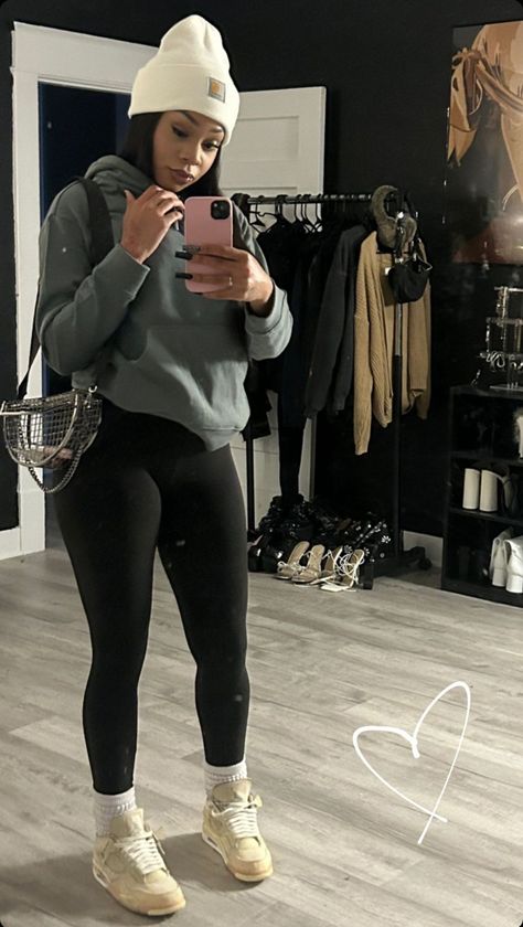 Black Tights Outfit Black People, Retail Outfits Work Casual Winter, Chill Winter Outfits Lazy Days, Movie Outfits Black Women, Chill College Outfits Black Women, Baddie New York Outfits, Lazy Day Outfits Black Women, Leggings Outfits Black Women, Baddie Leggings Outfit