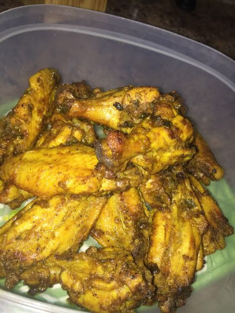 Curry Wings Recipe, Curry Chicken Wings, Baked Curry Chicken, Lemon Pepper Chicken Wings Recipe, Curry Dinner, How To Make Curry, Pepper Chicken Wings, Curry Seasoning, Lemon Pepper Chicken Wings