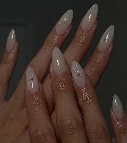 milky white nails with bow design, bridal nails Milky White Nails, White Lace Nails, Zebra Print Nails, Penny Pincher Fashion, Milky Nails, Bridal Nail Art, Nude Nail Designs, Gel Nails Diy, Penny Pincher