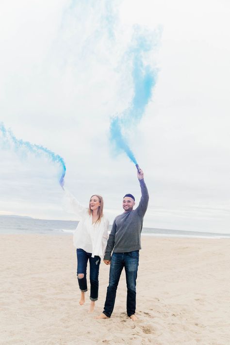 Beach Gender Reveal, Pregnancy Gender, Gender Reveal Photos, Pregnancy Gender Reveal, Mickey Mouse Outfit, Having A Baby Boy, Gender Party, Maternity Photography Poses, Preparing For Baby