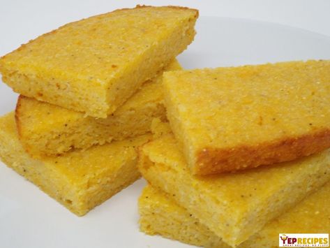 Savory Cheddar Cheese Cornbread #yeprecipes Cornbread With Cheese, Baked Cornbread, Cheese Cornbread, Best Cornbread Recipe, Hamburger Bun Recipe, Pasta Homemade, Corn Bread Bake, Cooking Bread, Cornbread Recipe