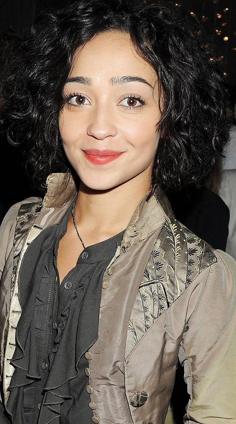 Esme Cullen, Ruth Negga, Gabriel Byrne, Samuel L Jackson, Famous Girls, Favorite Hairstyles, Badass Women, My Heritage, Female Images