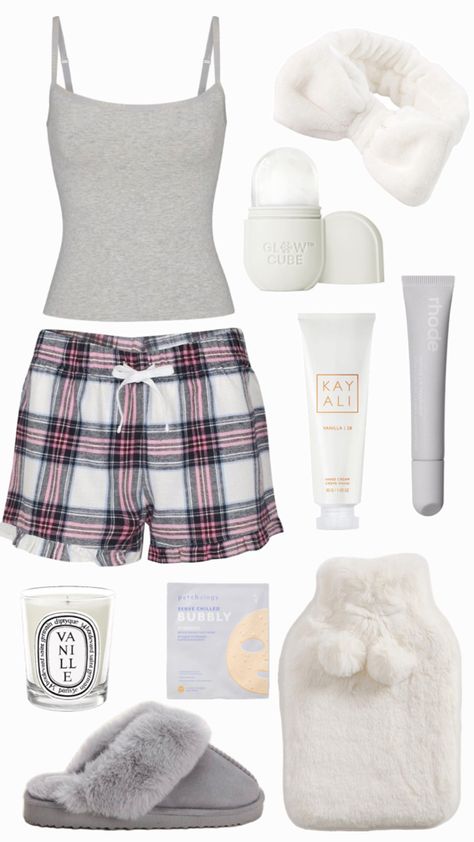 sleepwear, loungewear outfit Sleep Outfit Aesthetic, What To Wear To Bed, Bed Time Outfit, Sleepwear Aesthetic, Pajama Day At School, Sleep Outfit, Loungewear Outfit, Dr Wardrobe, Pajama Day