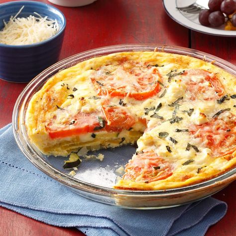 Garden Frittata, Zucchini And Tomato, Squash Zucchini, Landscape Gardening, Frittata Recipe, Tomato Pie, Frittata Recipes, Yellow Squash, Quiche Recipes