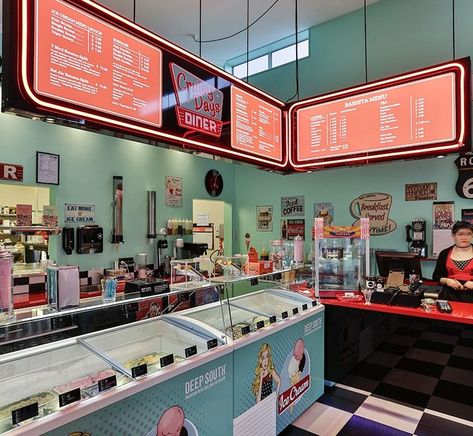 Retro Sandwich Shop, 50s Bakery, Mini Restaurant, Mood Boards Inspiration, Ice Cream Waffle, 50's Diner, Vintage Bakery, Pastry Design, Futurism Art