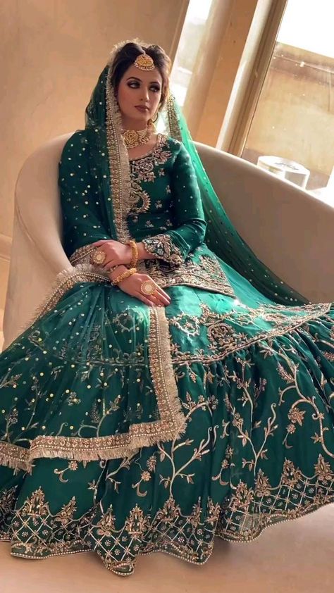 Punjabi Suits Designer, Gharara Designs, Karbala Video, Maharani Designer Boutique, Bridal Lehenga Online, Frock Designs, Designer Lehengas, Latest Bridal Dresses, Bridal Dresses Pakistan