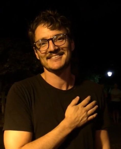 pedro pascal :,) Don Pedro, Oscar Isaac, Zoo Wee Mama, Cillian Murphy, Pedro Pascal, Cutie Patootie, Celebrity Crush, Pretty People, Beautiful People