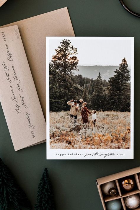 This one photo design features minimal,elegant typography that highlights a family photo. The beautiful hand-lettering type script calligraphy lets a family name stand out and resembles a vintage polaroid snapshot. Check out the whole suite at @minted #christmascard #holidaycard #modernholiday #rusticchristmas #vintageholiday #snapshot #vacationphoto Rustic Typography, Family Vacation Photos, Christmas Cards Photography, Minimal Rustic, Moving Card, Family Christmas Card Photos, Christmas Card Pictures, Minimal Typography, Holiday Inspo