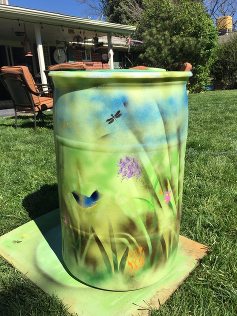 Painted Rain Barrel Decorative Rain Barrels, Willow Trees Garden, Rain Water Barrel, Propane Tank Art, Collecting Rainwater, Painted Trash Cans, Rain Barrel System, Barrel Art, Barrels Diy