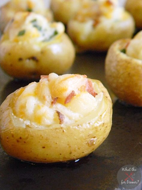 Mini Loaded Twice Baked Potatoes Baked Potato Appetizer Recipes, Loaded Twice Baked Potatoes, Potato Appetizers, Mini Potatoes, Twice Baked, Twice Baked Potatoes, Potato Skins, Baked Potatoes, Easter Dinner