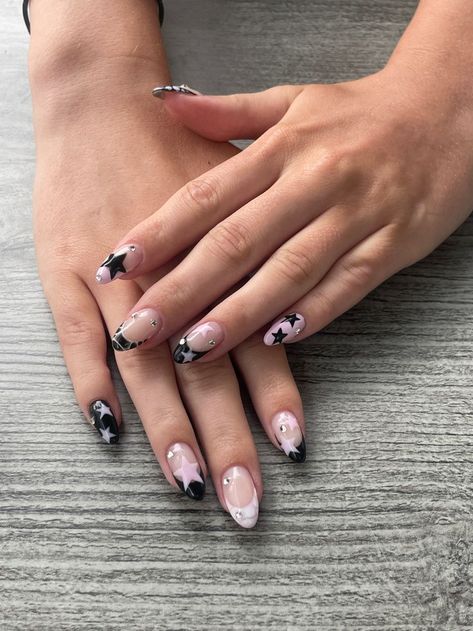 Star Nail Designs, Grunge Nails, Nagel Tips, Summery Nails, Star Nails, Cat Kuku, Nagel Inspo, Girls Nails, Fire Nails