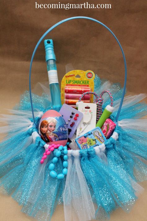 Frozen Easter Basket, Elsa Birthday Party, Kids Easter Basket, 50th Anniversary Party, Lamb Decorations, Easter Basket Diy, Easter Bunny Decorations, Easter Gift Baskets, Baby Easter