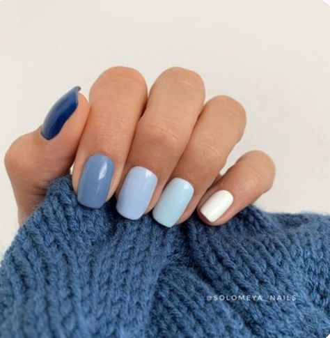 Three Color Nail Combinations, Blue Nail Colors, Futuristic Nails, Blue Manicure, Autumn Manicure, Chic Manicure, Multicolored Nails, Hello Nails, Lilac Blue