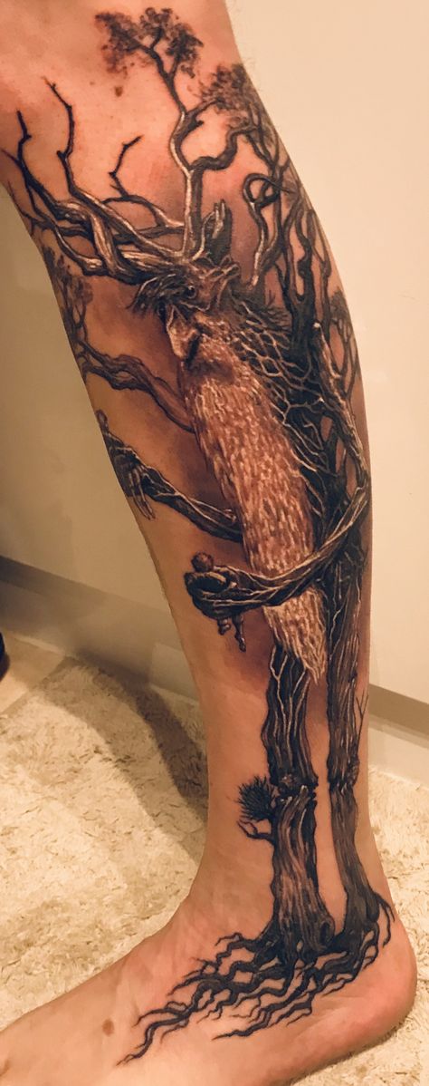 Treabeard holding Merry & Pippin Treebeard Lord Of The Rings, Merry And Pippin Tattoo, Ent Tattoo Lord Of The Rings, Treebeard Tattoo, Lotr Sleeve, Hobbit Tattoo, Merry Pippin, Lotr Tattoo, Merry And Pippin