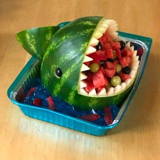 Watermelon Fish, Beach Dessert, Watermelon Shark, Shark Birthday Cakes, Luau Food, Shark Themed Birthday, Fruit Creations, Shark Themed Birthday Party, Food Art For Kids