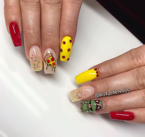 Ninja Turtles Nail Art, Tmnt Nail Art, Ninja Turtle Nails Designs, Tmnt Nails, Pizza Nails, Ninja Turtle Nails, Michelangelo Ninja Turtle, Turtle Nail Art, Ninja Turtle Theme