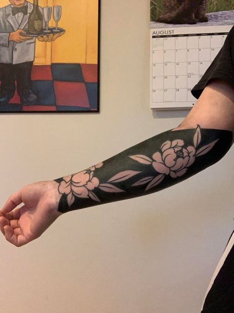 Dot Sleeve Tattoo, Half Sleeve Black Out Tattoo, Negative Space Blackout Tattoo, Black Half Sleeve Tattoo, Half Blackout Sleeve, Blackout Half Sleeve Tattoo, Black Out Sleeve, Overlay Tattoo, Blackout Sleeve Tattoo