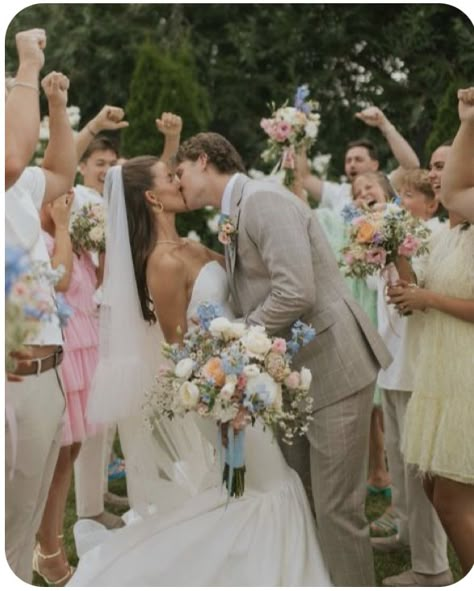 Wedding Photos Flowers, Wild Flower Wedding Groomsmen, Wildflower Wedding Groomsmen, Pastel Wedding Colors, Wedding Party Groomsmen, Pastel Wedding Theme, Spring Wedding Photography, Spring Wedding Photos, Wildflower Wedding Theme