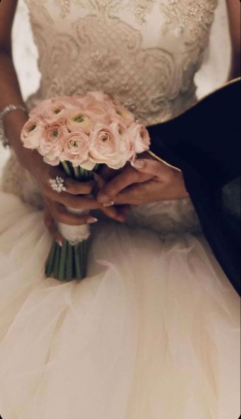 Married Astethic, Marriage Astethic, Wedding Astethic, Astethic Pink, Bridal Era, Wedding Vibes, Wedding Board, Wedding Looks, Wedding Photoshoot