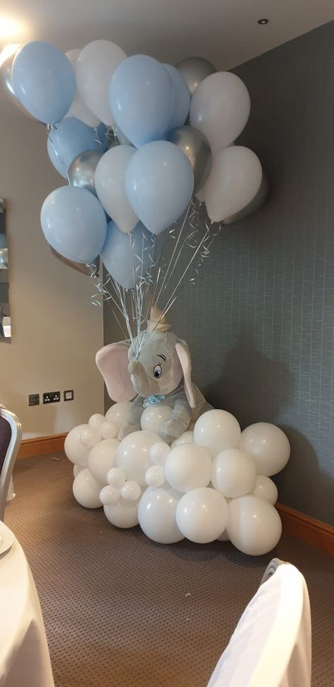 Dumbo Balloon Decor, Dumbo Gender Reveal Ideas, Baby Shower Baloon Idea, Elephant Balloon Decoration, Babyshower Ideas Baby Boy, Elephant Baby Shower Theme Decorations, Baby Disney Baby Shower Ideas, Elephants Baby Shower Theme, Boy Babyshower Decoration Ideas