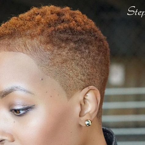 691 likes, 29 comments - Stephan Swearingen (@stepthebarber) on Instagram: "My #WCW #womancutwednesday is @amber_tai.. Cut by SteptheBarber 💈 and Color by @naturalbeauty3..." Short Afro Styles, Fade Haircut Women, Short Hair Styles African American, Shaved Side, Natural Hair Woman, Black Hair Short Cuts, Fade Cut, Natural Afro, Shaved Side Hairstyles