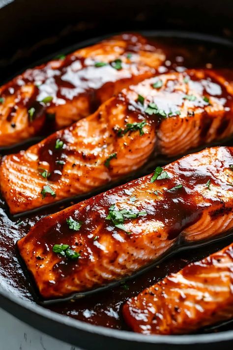 This spicy firecracker salmon will light up your tastebuds! It's pan-seared then oven-baked to perfection in a sticky-sweet sauce with plenty of heat. Cast Iron Salmon Recipes, Firecracker Salmon Recipes, Firecracker Salmon, Mediterranean Diet Recipes Breakfast, Salmon Recipes Baked Healthy, Sauce For Salmon, Spicy Salmon, Pan Seared Salmon, Baked Salmon Recipes