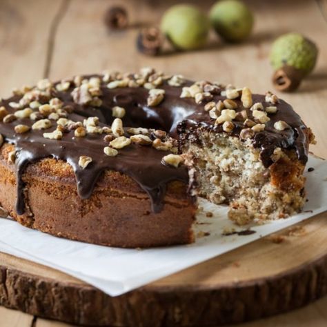 Banana Black Walnut Cake - Relish Black Walnuts Recipes, Black Walnut Cake, Walnut Cake Recipe, Walnut Recipes, Banana Cake Recipe, Walnut Cake, Chocolate Glaze, Banana Cake, Occasion Cakes