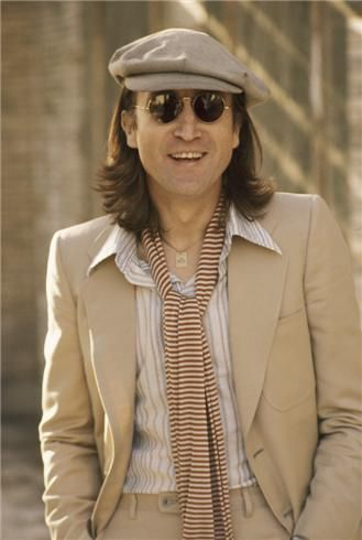 John~ John Lennon 70s, Jhon Lennon, Happy Birthday John, John Lennon Yoko Ono, John Lennon And Yoko, Imagine John Lennon, John Lennon Beatles, Beatles Pictures, Beatles John