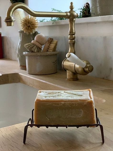 Decor Studio, French Country House, French House, Soap Bar, Slow Living, Kitchen Pantry, Cottage Homes, Soap Dish, Kitchen Styling