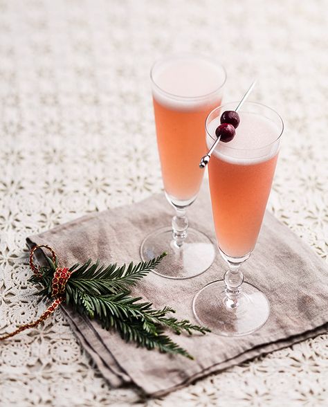 Northern Lights Sparkling Cocktail - Imbibe Magazine Light Cocktail Recipes, Pear Liqueur, Brandy Cocktails, Light Cocktails, Leftover Cranberry Sauce, Holiday Dinner Table, Sparkling Cocktail, Cocktail Photos, Top Cocktails