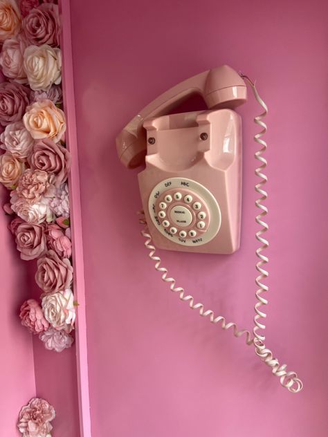 pink old phone aesthetic Pink Rotary Phone Aesthetic, Pink Telephone Aesthetic, Pink Old Phone, Old Phone Aesthetic, Pink Telephone, Widget Pics, Rotary Phone, Phone Aesthetic, Old Phone