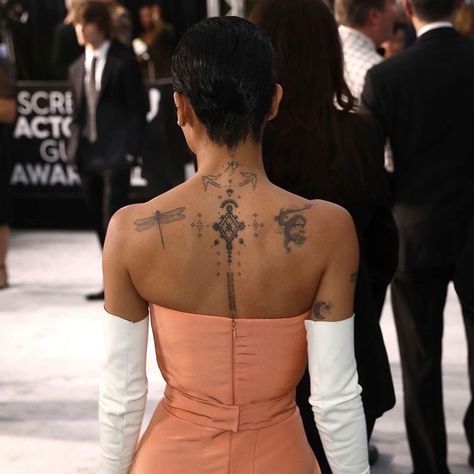 Zoe Kravitz Tattoos, Cute Tattoos For Women, Discreet Tattoos, Dainty Tattoos, Zoe Kravitz, Spine Tattoos, Feminine Tattoos, Back Tattoos, Dope Tattoos