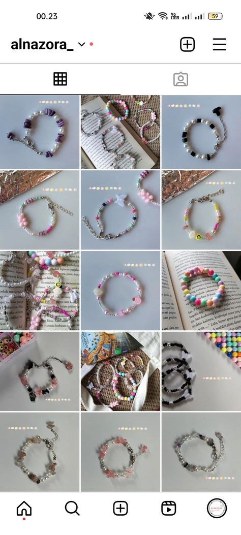 beads ring bracelet Reference Background, Beads Ring, Manik Manik, Feed Ig, Blackpink Blink, Beaded Rings, Ring Bracelet, Instagram Feed, Things To Sell