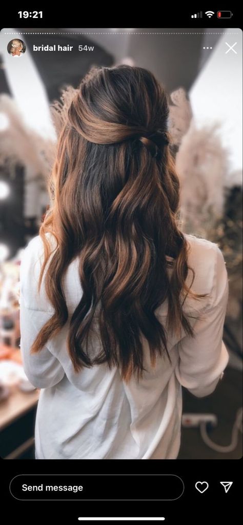 Simple Curled Hair Wedding, Down Hair For Bridesmaid, Half Up Half Down Bridesmaid Hair Side Part, Down Bridesmaid Hairstyles Simple, Loose Curl Half Up Half Down Wedding, Bridesmaid Hair Soft Waves, Simple Wavy Hairstyles For Wedding, Brown Hair Wedding Hairstyles Down, Bridesmaid Hair Pulled Back