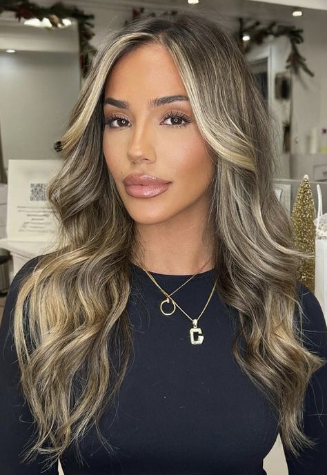 Dark Brown Hair Bright Blonde Highlights, Blonde Balayage On Indian Hair, Baby Lights Hair Brunette Balayage, Dirty Blonde Hair With Lowlights, Ash Blonde Hair Balayage, Light Brunette Hair, Hair Foils, Balayage Hair Caramel, Dyed Blonde Hair