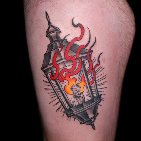 Candle Lantern Tattoo, Traditional Chest Tattoo, Traditional Tattoo Outline, Ink Master Tattoos, Lantern Tattoo, American Traditional Tattoo Ideas, Traditional Tattoo Ideas, Gem Tattoo, Traditional Tattoo Designs