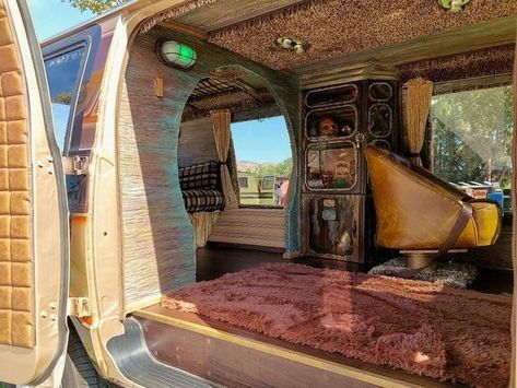 70s Van, Custom Van Interior, Volkswagon Van, Hippie House, Old School Vans, Van Conversion Interior, Van Life Diy, T Bucket, Campervan Interior