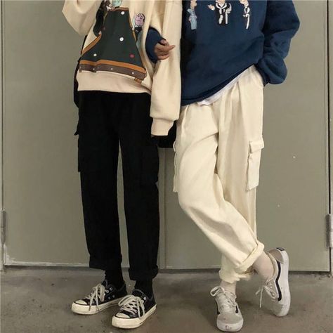 ac796a52db3f16bbdb6557d3d89d1c5adesc52813534ri Sporty Pants, Oversized Pants, Outfit Vintage, Mens Fashion Smart, Big Pockets, Y2k Aesthetic Outfits, Tumblr Outfits, Loose Pants, 가을 패션