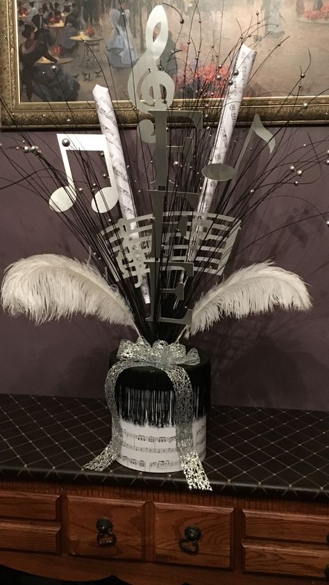 Jazz Centerpiece Ideas, Band Centerpiece Ideas, Music Notes Birthday Party Ideas, Marching Band Centerpieces, Drum Centerpiece Ideas, Choir Banquet Ideas, Cabaret Centerpieces, Rockstar Centerpiece, Jazz Centerpieces