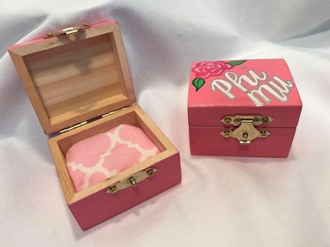 Pin Box Sorority, Sorority Pin Box, Badge Box, Big Lil, Pin Box, Tri Sigma, Big Little Gifts, Pi Phi, Alpha Xi