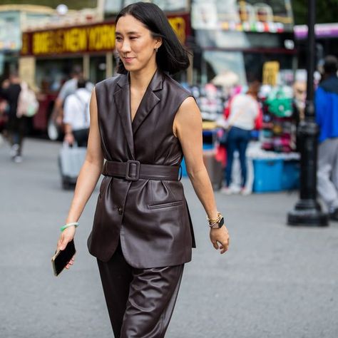 Eva Chen and Her Jade Bangle Bangle Outfit, Eva Chen, Symbol Of Hope, Velvet Slip Dress, 90s Trends, Sleeveless Blazer, Trending Bracelets, Fashion And Beauty Tips, Makeup And Hair