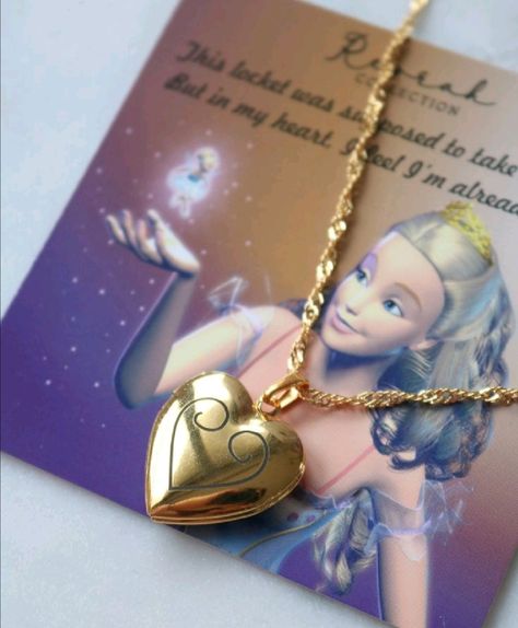 Barbie Nutcracker Necklace, Gold Princess Jewelry, Barbie Necklace Aesthetic, Locket Necklace Aesthetic, Locker Necklace, Sugarplum Princess, Clara Nutcracker, Disney Princess Necklace, Perfume Cream