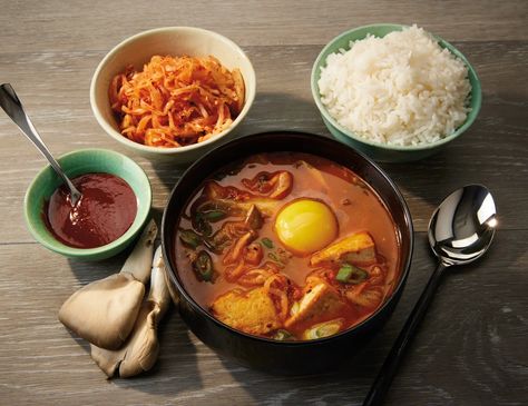 Tofu-Hot-Pot-1200X925 Vegetarian Hotpot Recipe, Vegan Hotpot, Hot Pot Vegetarian, Tofu Hot Pot, Vegan Hot Pot Recipe, Sichuan Hot Pot, Radish Kimchi, Spicy Seasoning, Cooking White Rice