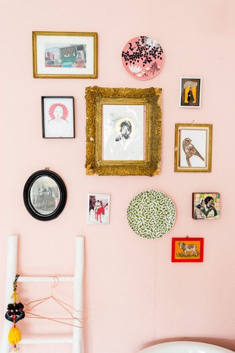 my scandinavian home: A quirky Dutch home with fab colours (and lots of art) Dutch Home, My Scandinavian Home, Apartment Makeover, Gallery Wall Inspiration, Quirky Art, Quirky Home Decor, Granny Chic, Gallery Walls, Pink Collection