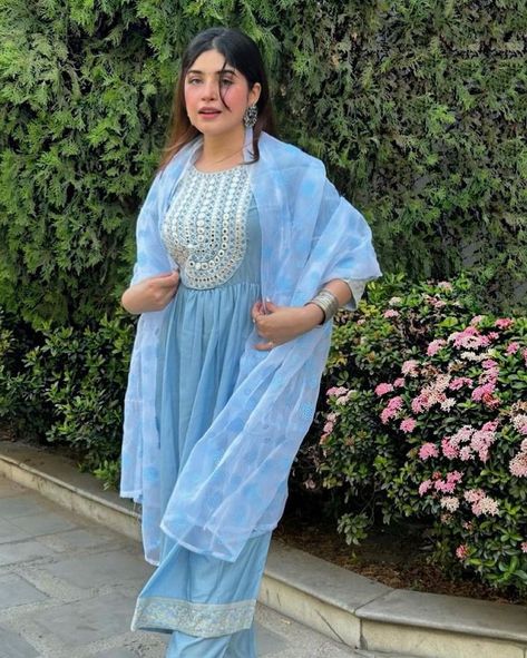 Light Blue Kurti, Ice Queen Dress, Blue Kurti, Boutique Clothes, A Line Kurta, Fall Dress Outfit, Ootd Men, Designer Wedding Gowns, Trending Fashion Outfits