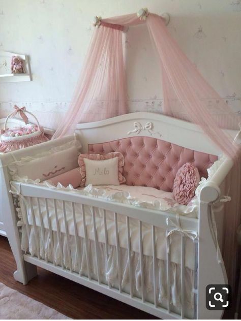 Best Baby Cribs, White Crib, Girl Nursery Room, Baby Room Inspiration, Baby Crib Bedding, Baby Room Design, Day Bed, Nursery Baby Room