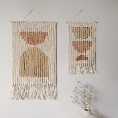 Long Macrame Wall Hanging, Minimalist Macrame, Macrame Mural, Wall Decor Tapestry, Modern Tapestries, Macrame Backdrop, Macrame Tapestry, Modern Wall Hanging, Wall Hanging Macrame