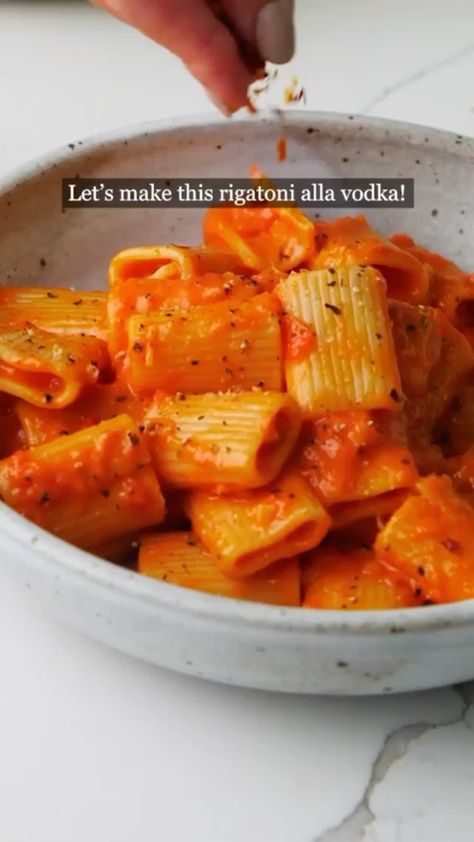 How To Make A Pasta, Cooking Video Ideas, How To Make Healthy Pasta, How To Make Easy Pasta, How Make Pasta, How To Make Pasta Recipes, Quick Simple Pasta, How To Make Pasta, Vegan Rigatoni